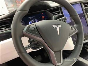 特斯拉中国推送2022.24.8软件版本更新 可调整盲点摄像头位置