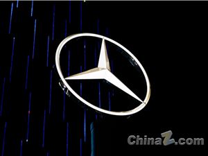 奔驰客服回应导航时弹窗广告：或系第三方软件弹出